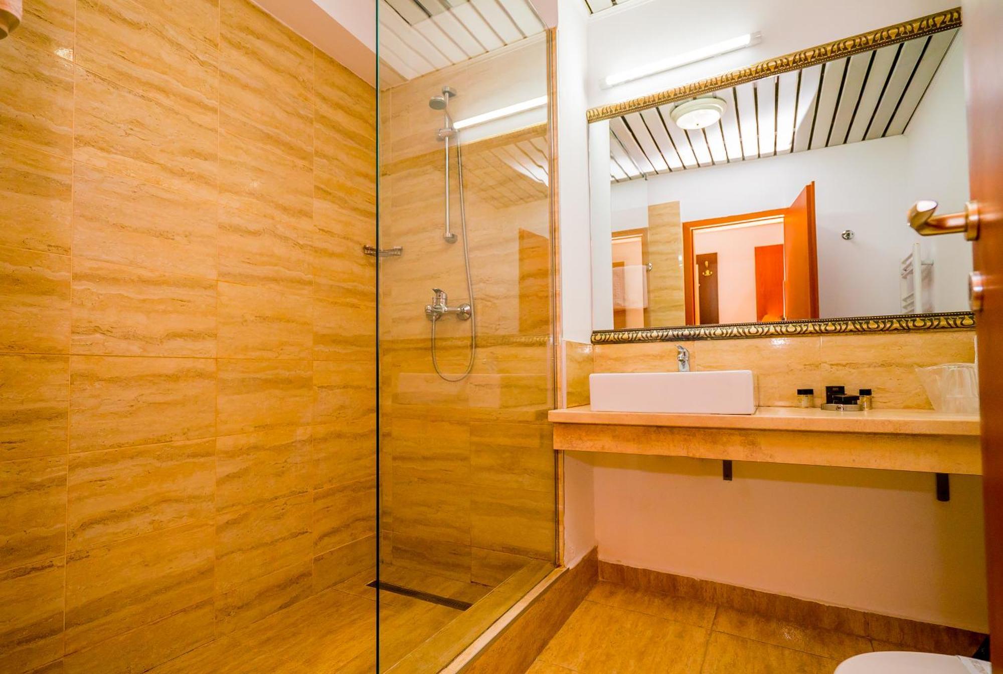 Guci Hotel Constanţa Eksteriør bilde